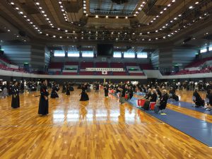 Picture of the Gym with iaidoka for Hamamatsu Iaido Taikai